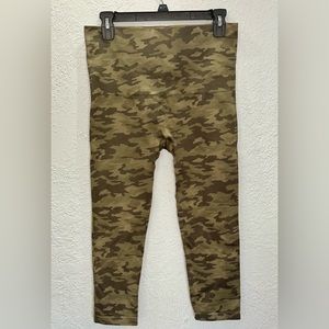 SPANX Camouflage Leggings